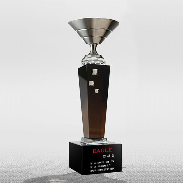 크리스탈트로피SH47