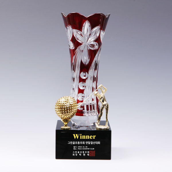 크리스탈트로피HS83