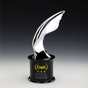 블랙크리스탈 크롬트로피BA007