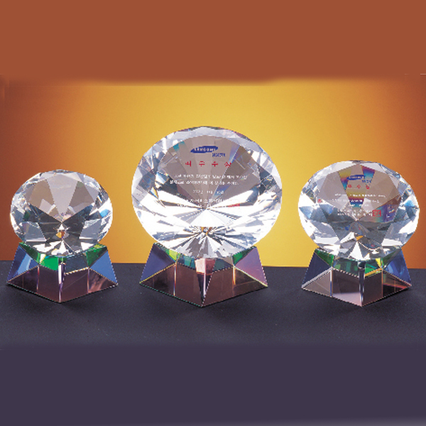 화이트큐빅상패s146